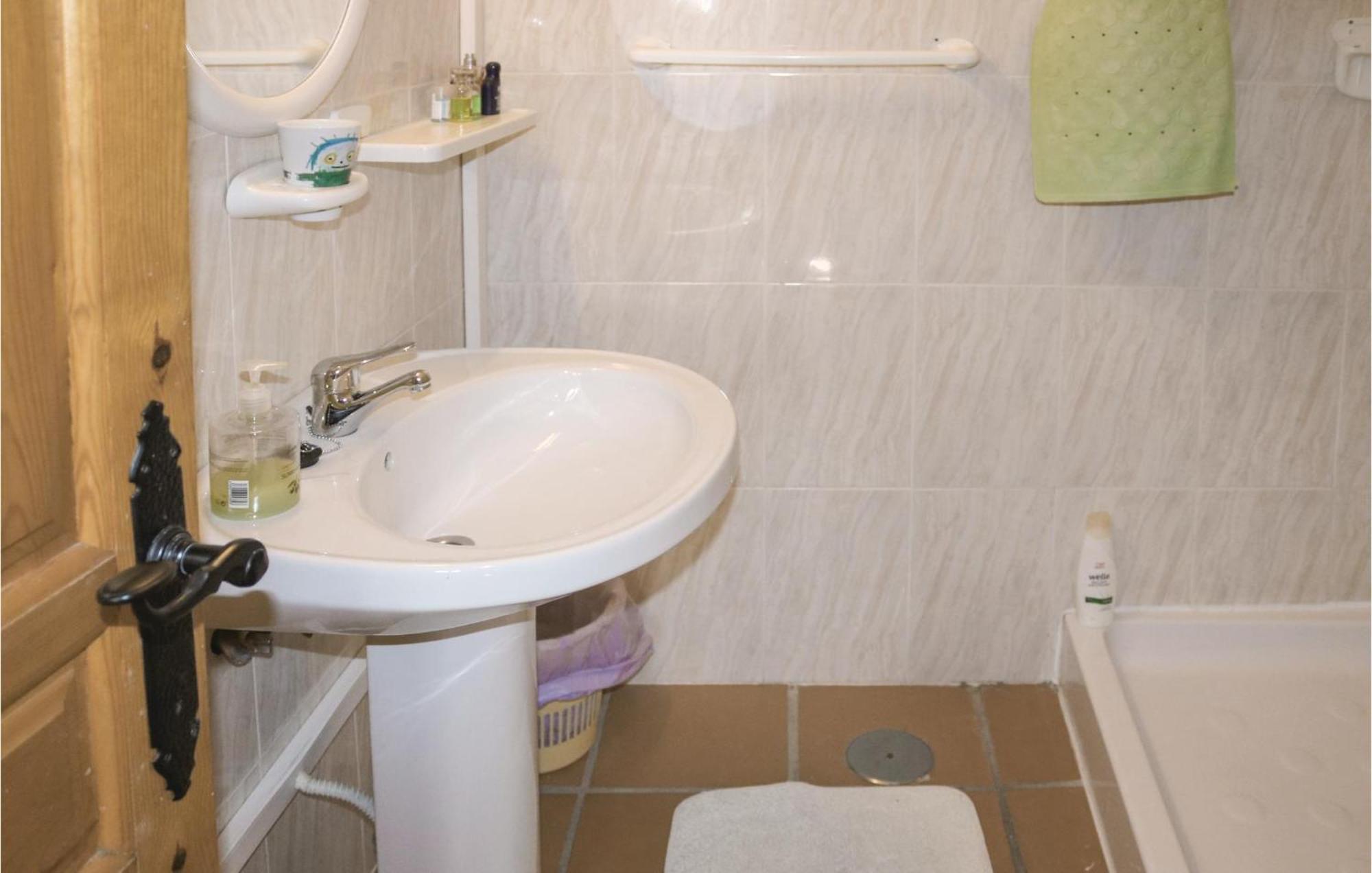 Nice Home In Canillas De Albaida With Wifi ภายนอก รูปภาพ