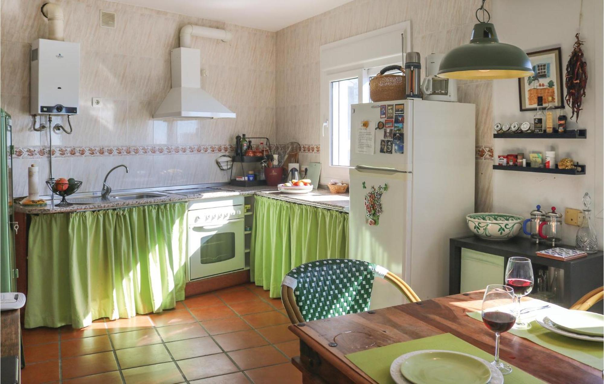 Nice Home In Canillas De Albaida With Wifi ภายนอก รูปภาพ